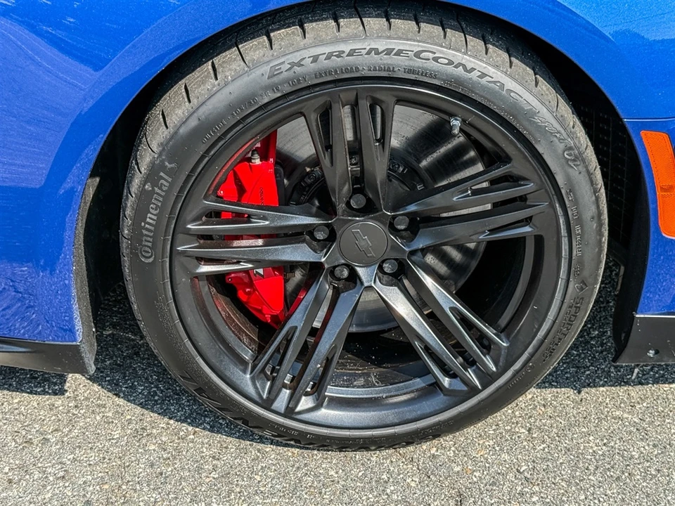 2022 Chevrolet Camaro ZL1 6th Gen - Image 31 of 31