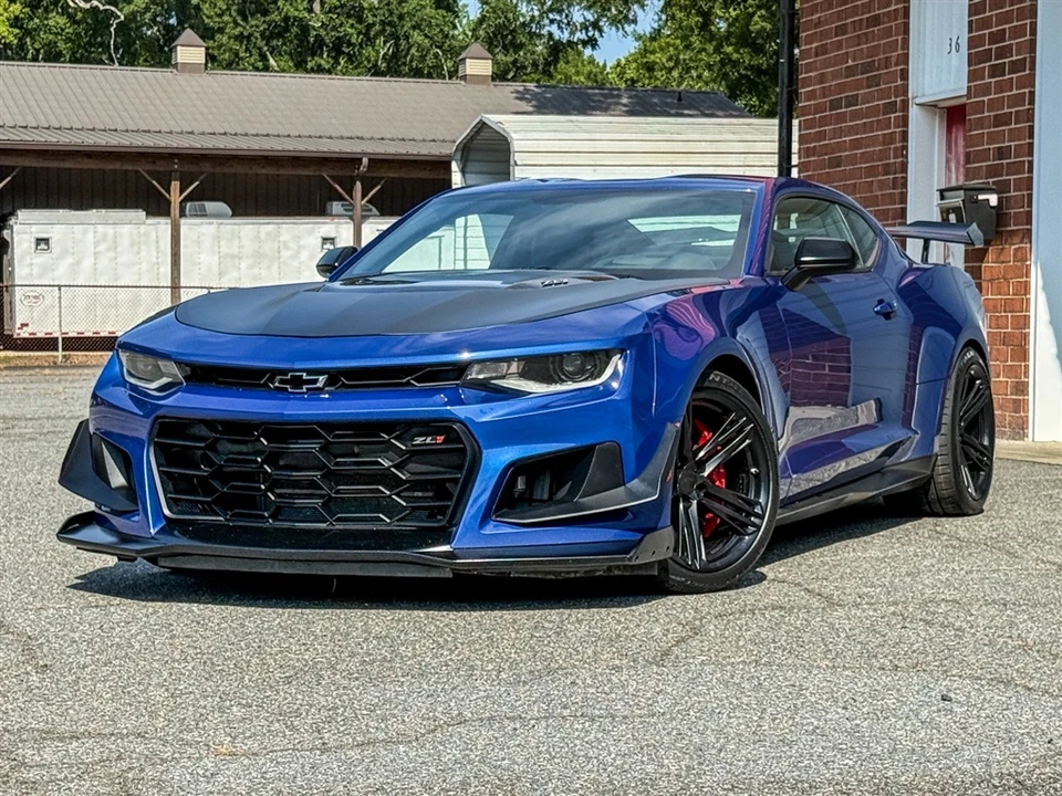 2022 Chevrolet Camaro ZL1 6th Gen - Image 7 of 31