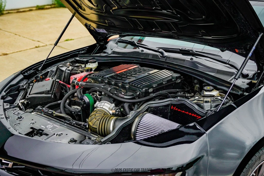 2022 Chevrolet Camaro ZL1 6th Gen - Image 20 of 24