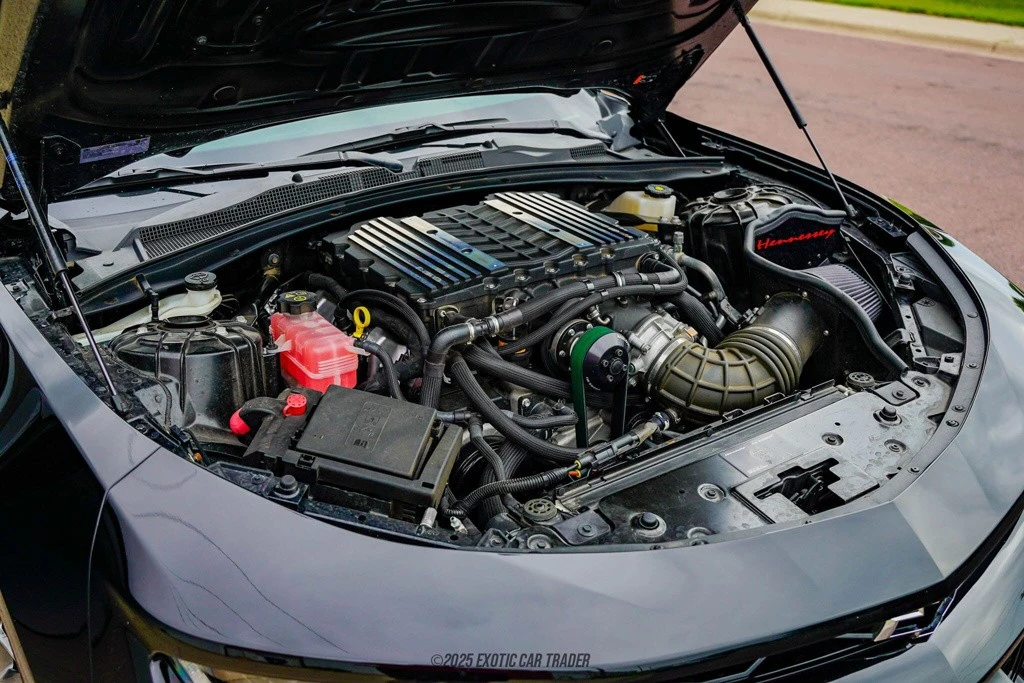 2022 Chevrolet Camaro ZL1 6th Gen - Image 16 of 24