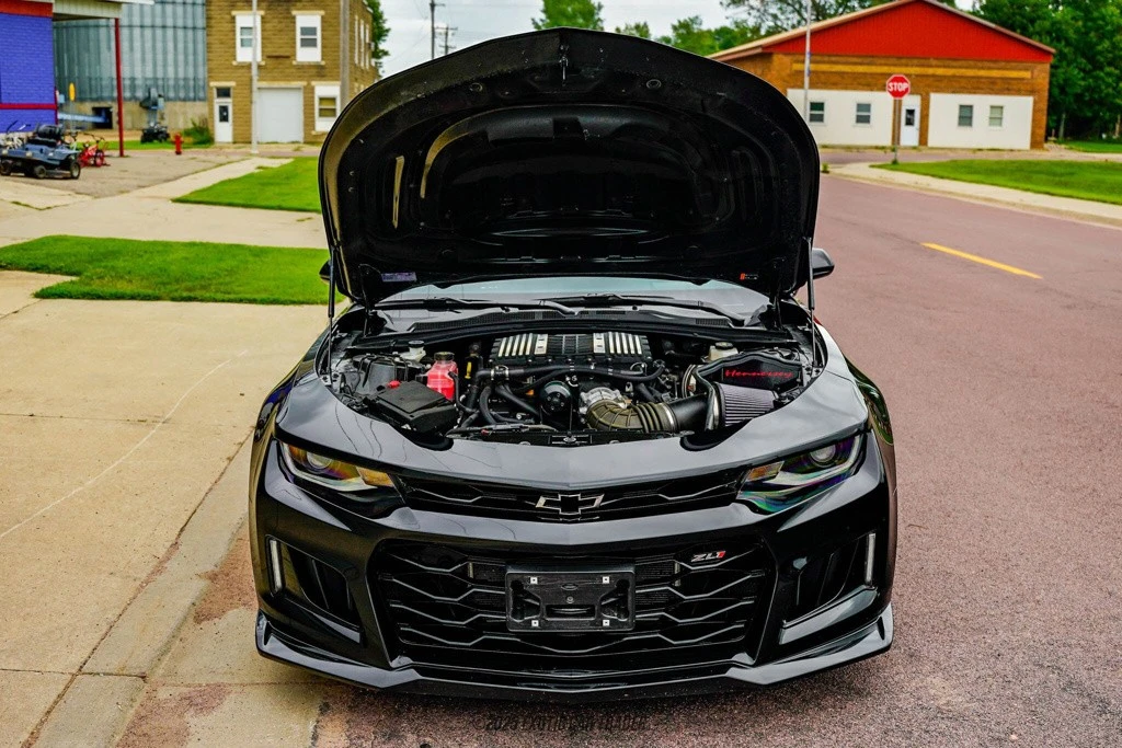 2022 Chevrolet Camaro ZL1 6th Gen - Image 19 of 24