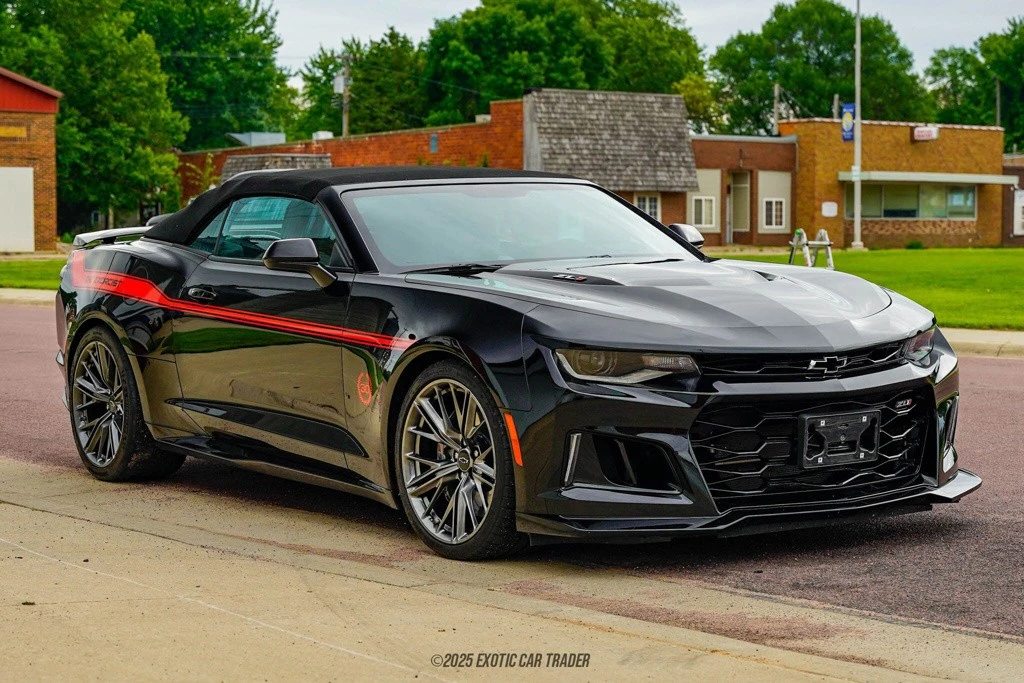 2022 Chevrolet Camaro ZL1 6th Gen - Image 12 of 24