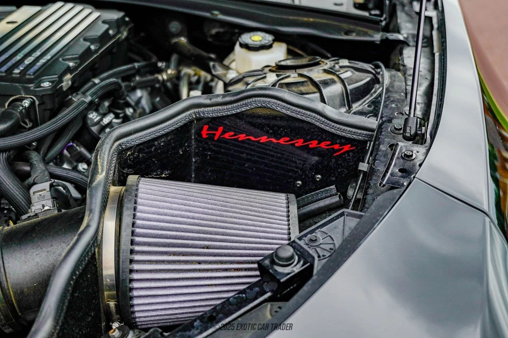 2022 Chevrolet Camaro ZL1 6th Gen - Image 21 of 24