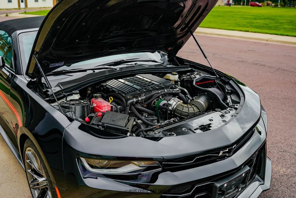 2022 Chevrolet Camaro ZL1 6th Gen - Image 17 of 24