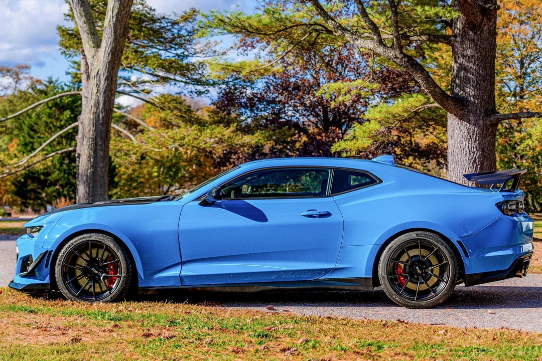 2022 Chevrolet Camaro ZL1 6th Gen - Image 3 of 31