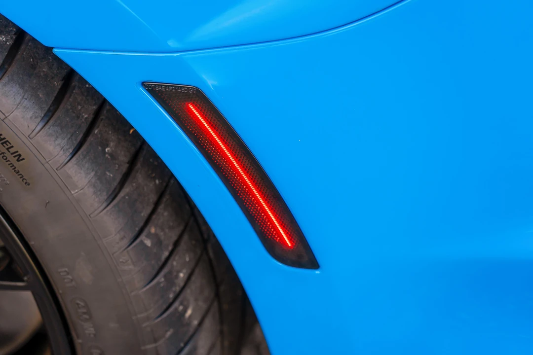 2022 Chevrolet Camaro ZL1 6th Gen - Image 22 of 31