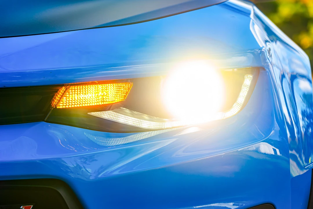 2022 Chevrolet Camaro ZL1 6th Gen - Image 19 of 31