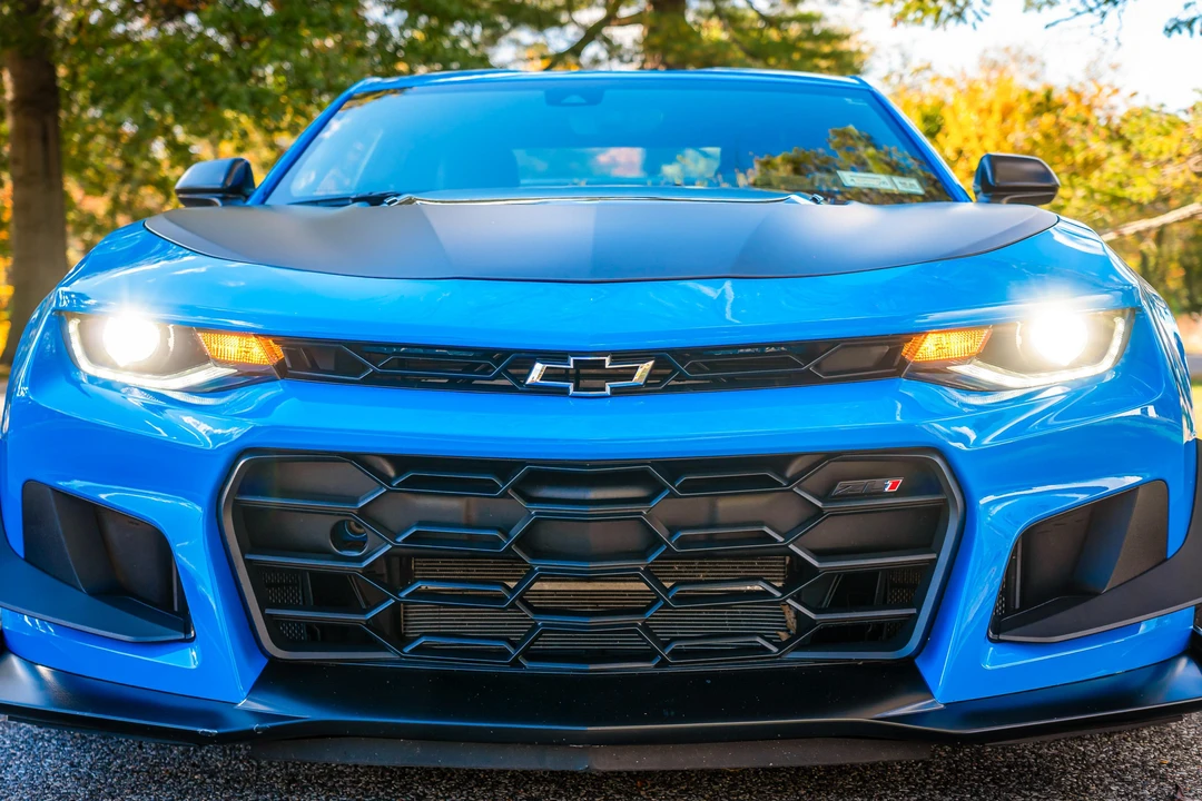 2022 Chevrolet Camaro ZL1 6th Gen - Image 7 of 31