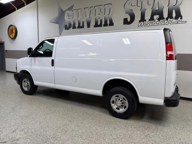 2022 Chevrolet Express - Image 6 of 21