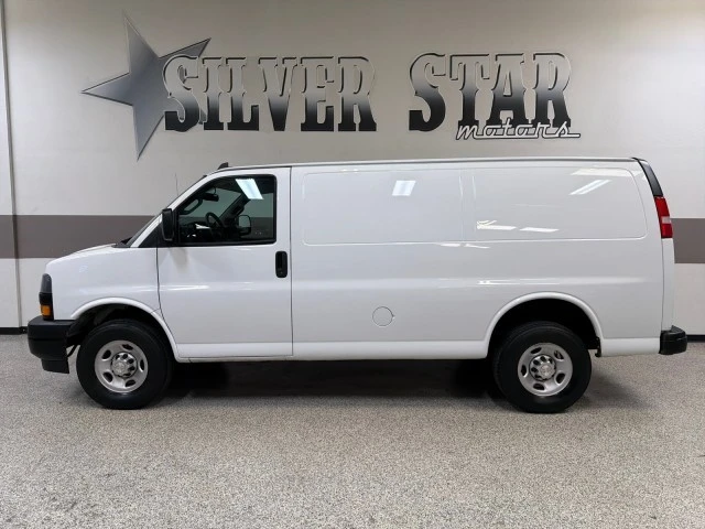 2022 Chevrolet Express - Image 5 of 21