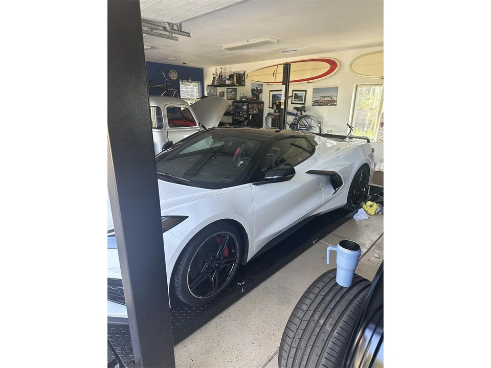 2022 Chevrolet Corvette C8 - Image 11 of 13