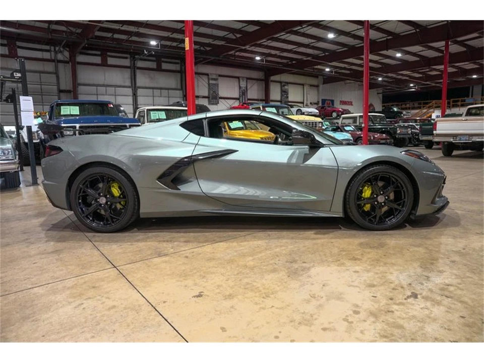 2022 Chevrolet Corvette C8 - Image 10 of 31