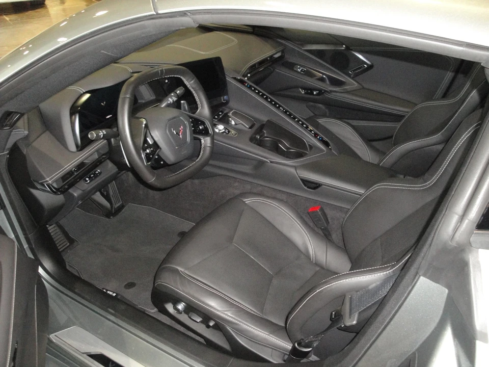 2022 Chevrolet Corvette C8 - Image 11 of 12