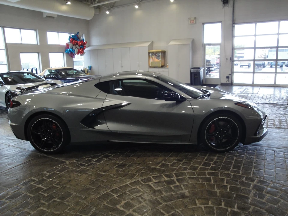 2022 Chevrolet Corvette C8 - Image 2 of 12