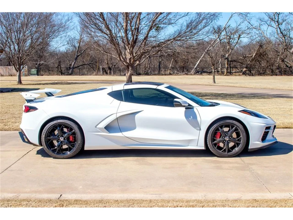 2022 Chevrolet Corvette C8 - Image 13 of 31