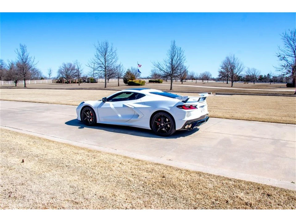2022 Chevrolet Corvette C8 - Image 8 of 31