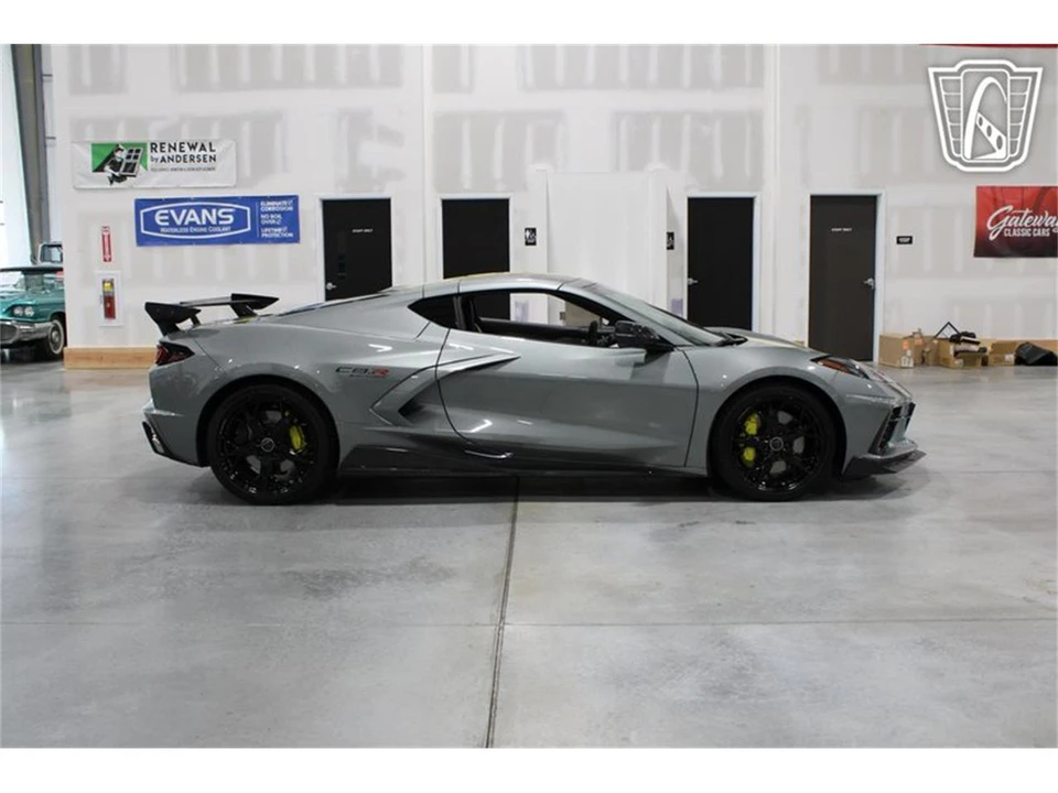 2022 Chevrolet Corvette C8 - Image 11 of 31