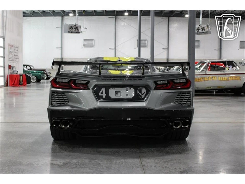 2022 Chevrolet Corvette C8 - Image 17 of 31