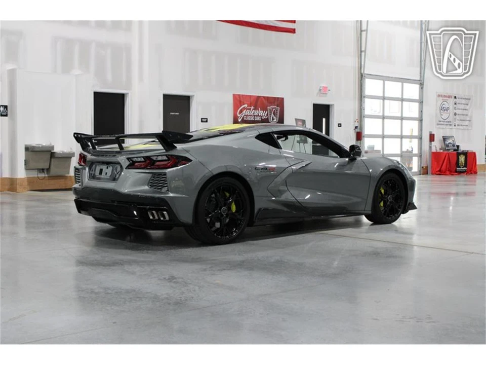 2022 Chevrolet Corvette C8 - Image 18 of 31