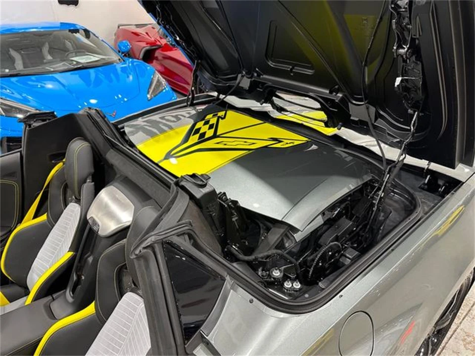 2022 Chevrolet Corvette C8 - Image 17 of 30