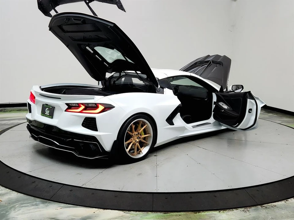 2022 Chevrolet Corvette C8 - Image 10 of 31
