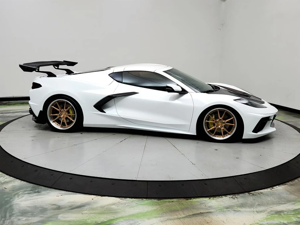 2022 Chevrolet Corvette C8 - Image 4 of 31