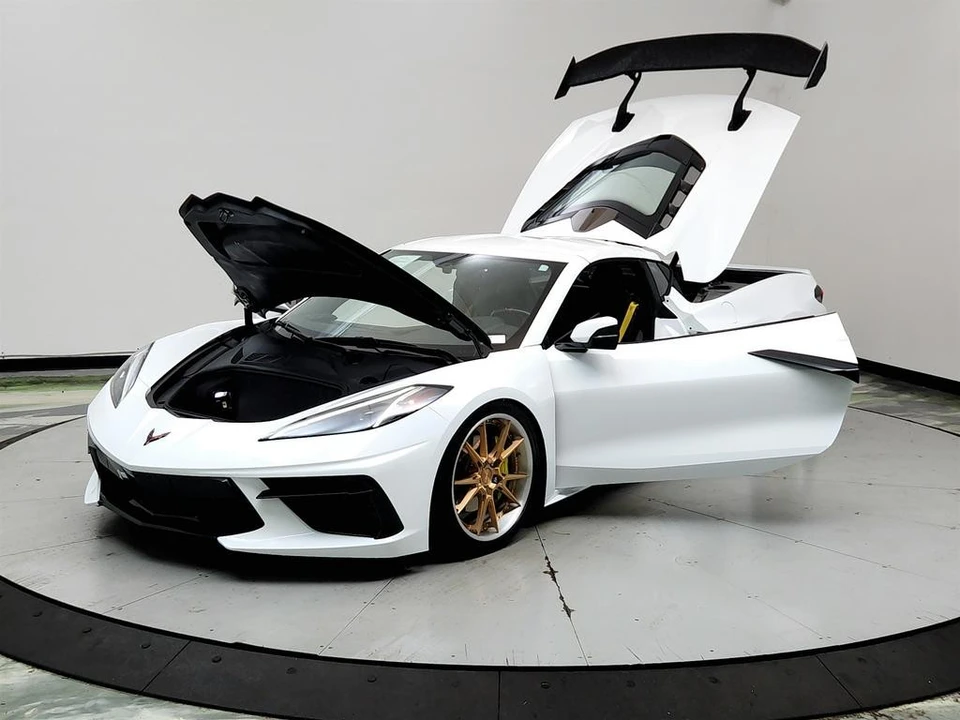 2022 Chevrolet Corvette C8 - Image 8 of 31