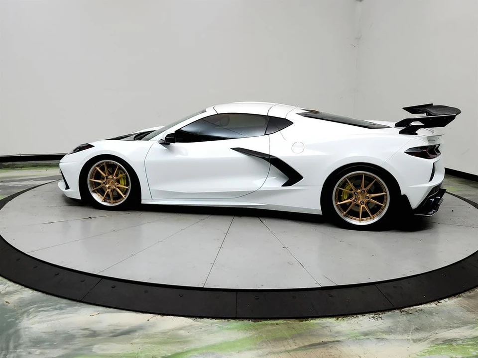 2022 Chevrolet Corvette C8 - Image 7 of 31
