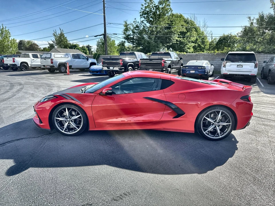 2022 Chevrolet Corvette C8 - Image 2 of 31