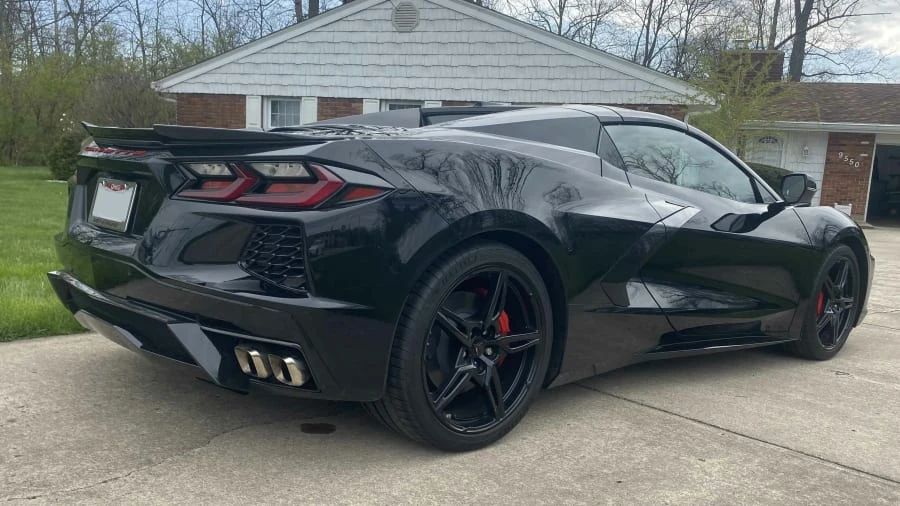 2022 Chevrolet Corvette C8 - Image 2 of 16