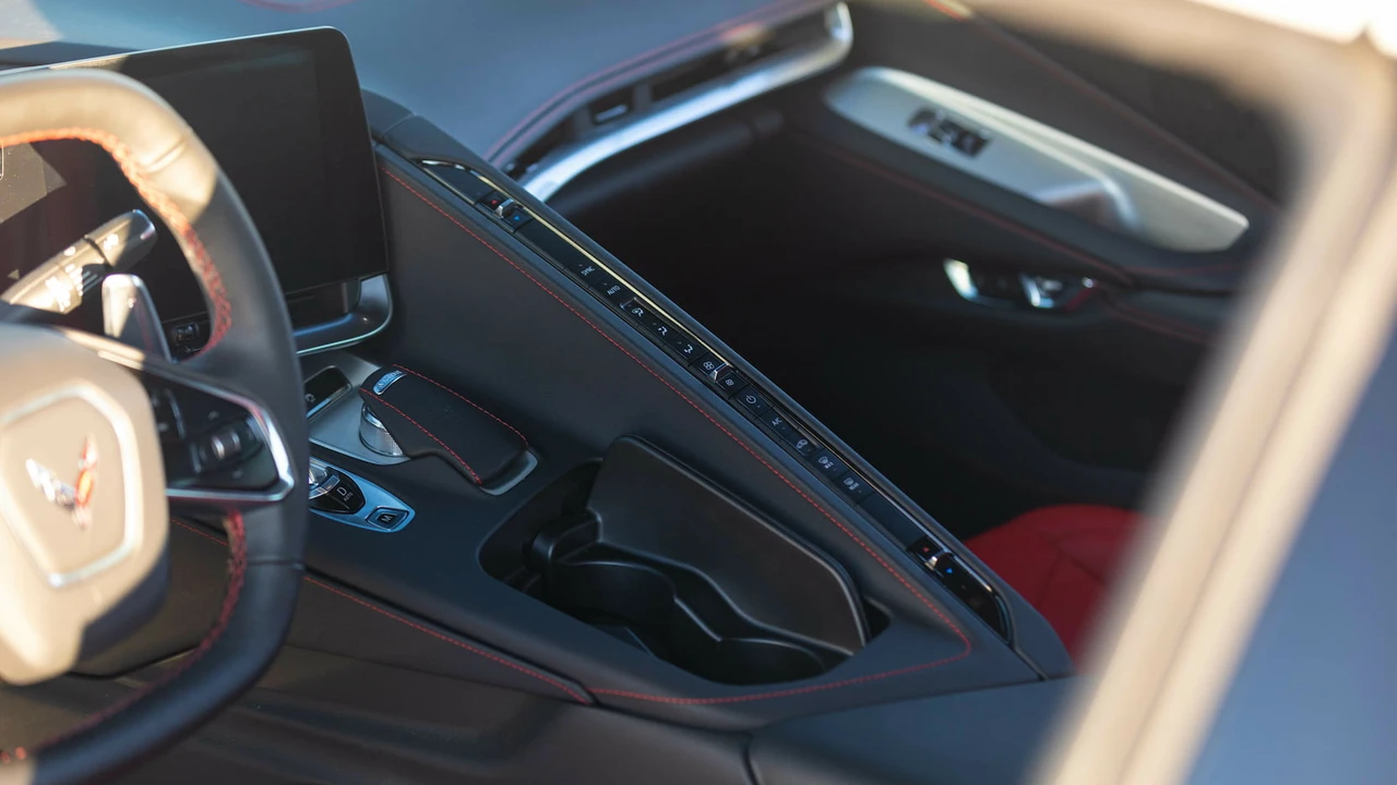 2022 Chevrolet Corvette C8 - Image 10 of 23
