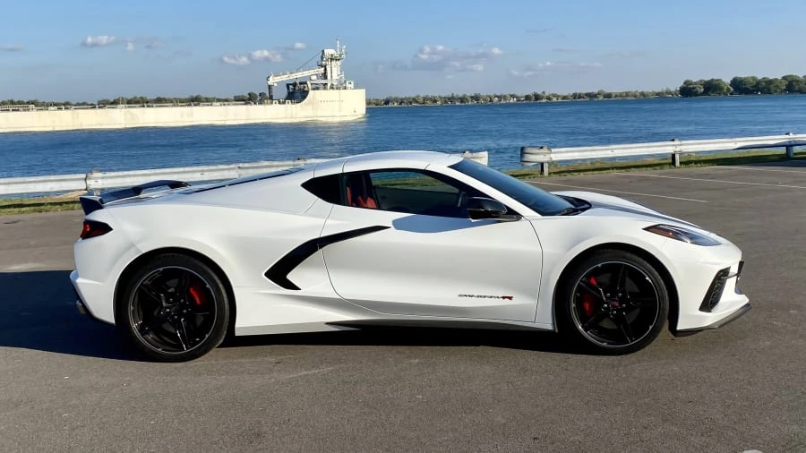 2022 Chevrolet Corvette C8 - Image 16 of 17