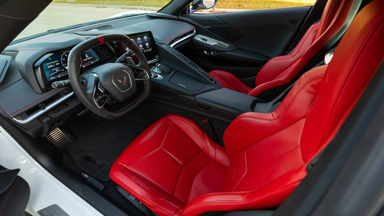 2022 Chevrolet Corvette C8 - Image 4 of 23