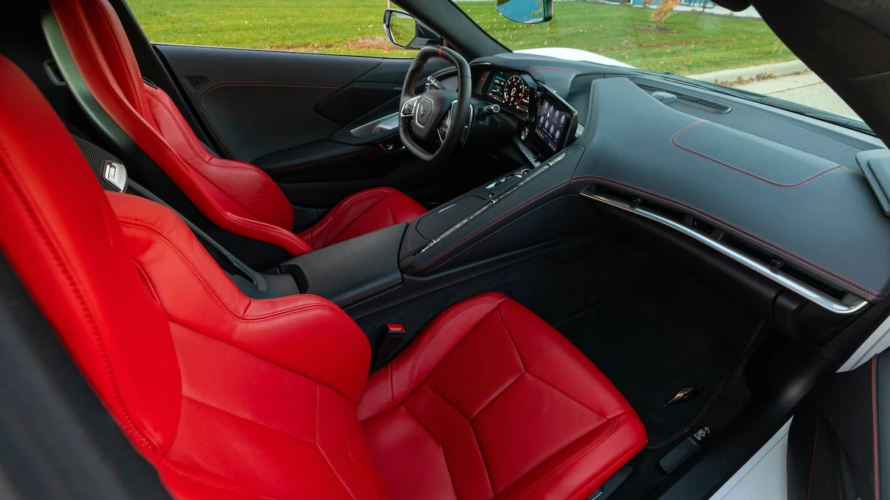 2022 Chevrolet Corvette C8 - Image 5 of 23