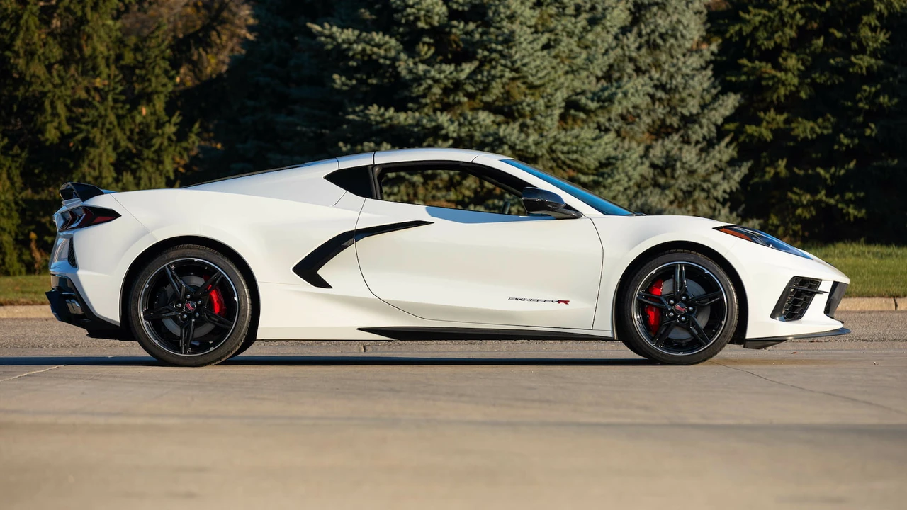 2022 Chevrolet Corvette C8 - Image 8 of 23
