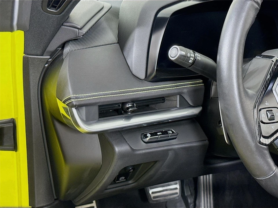 2022 Chevrolet Corvette C8 - Image 3 of 21