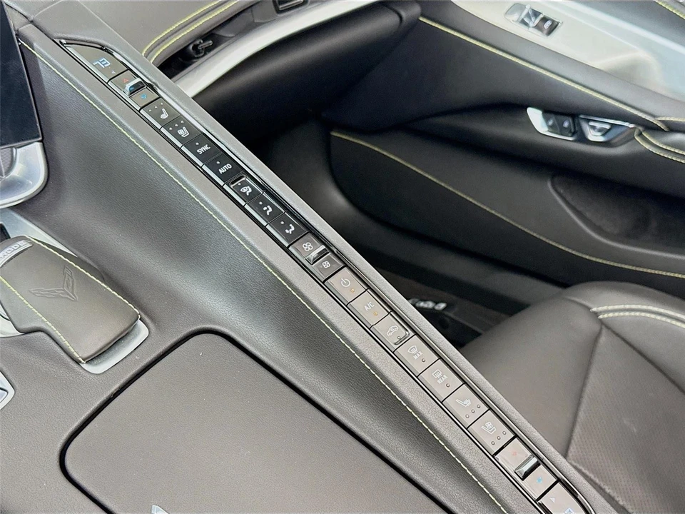 2022 Chevrolet Corvette C8 - Image 15 of 21