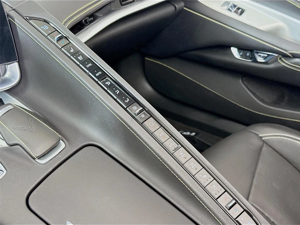 2022 Chevrolet Corvette C8 - Image 15 of 21