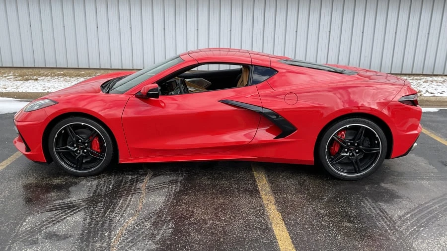 2022 Chevrolet Corvette C8 - Image 2 of 21