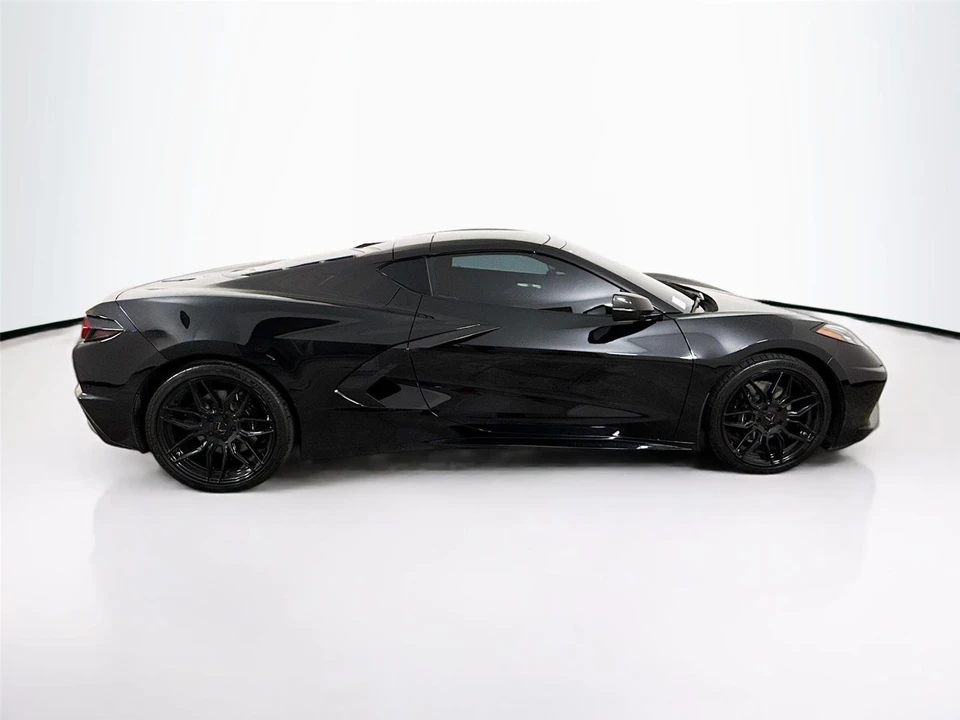 2022 Chevrolet Corvette C8 - Image 8 of 21