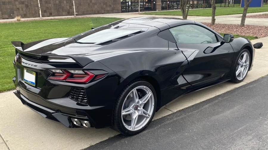 2022 Chevrolet Corvette C8 - Image 2 of 15