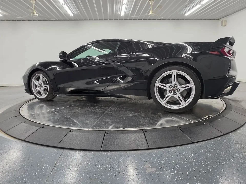 2022 Chevrolet Corvette C8 - Image 12 of 31