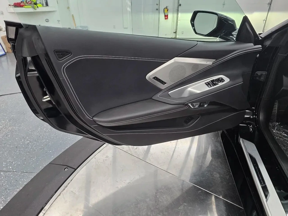 2022 Chevrolet Corvette C8 - Image 17 of 31