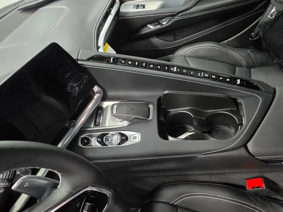 2022 Chevrolet Corvette C8 - Image 14 of 31