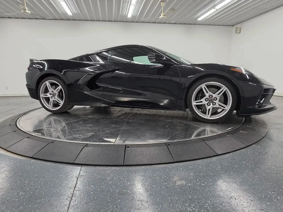 2022 Chevrolet Corvette C8 - Image 6 of 31