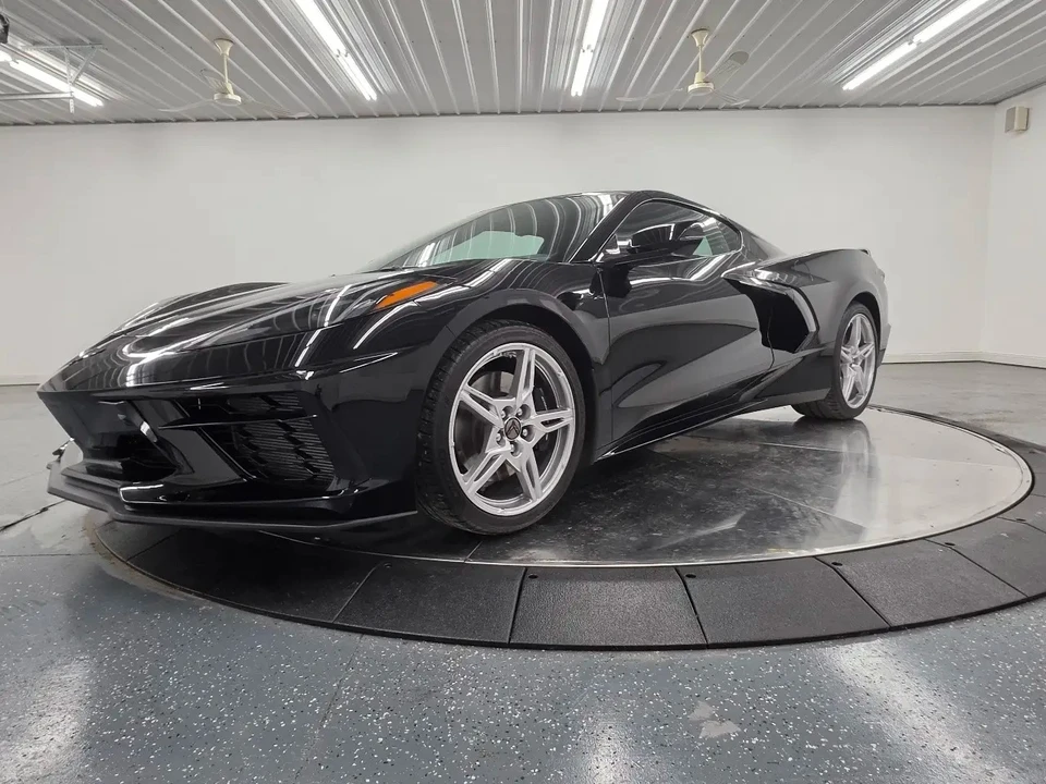 2022 Chevrolet Corvette C8 - Image 2 of 31