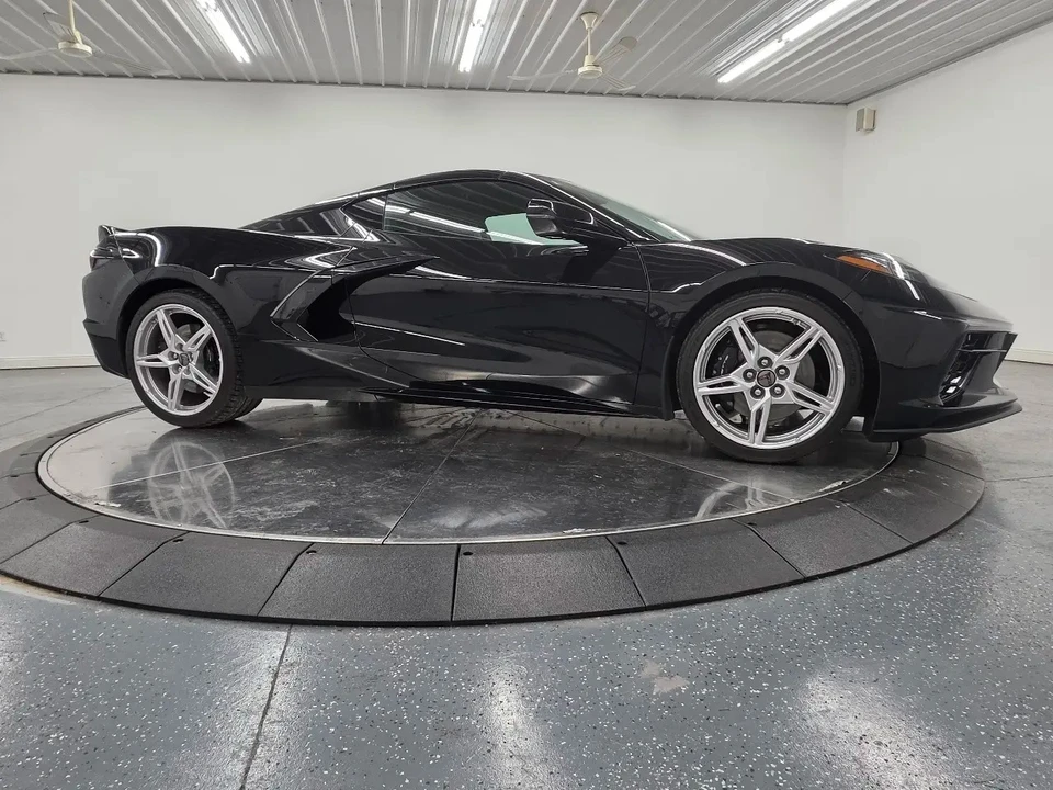 2022 Chevrolet Corvette C8 - Image 4 of 31
