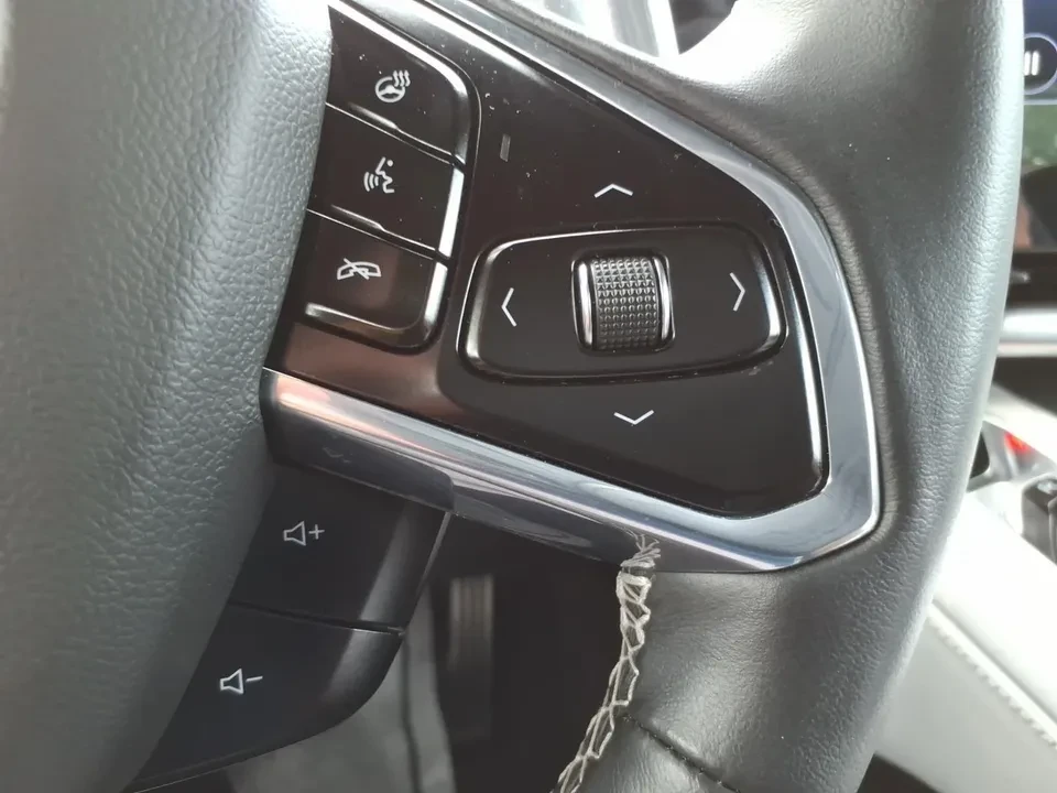 2022 Chevrolet Corvette C8 - Image 6 of 12