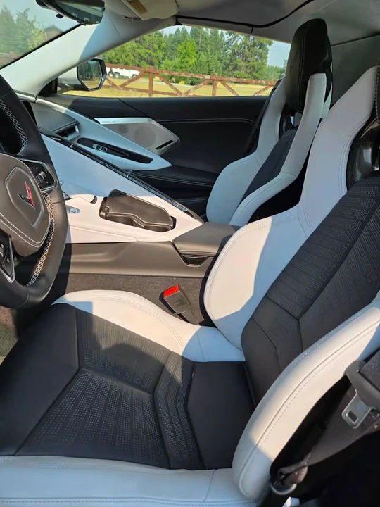 2022 Chevrolet Corvette C8 - Image 4 of 10