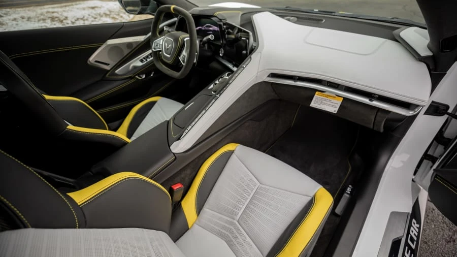 2022 Chevrolet Corvette C8 - Image 5 of 22